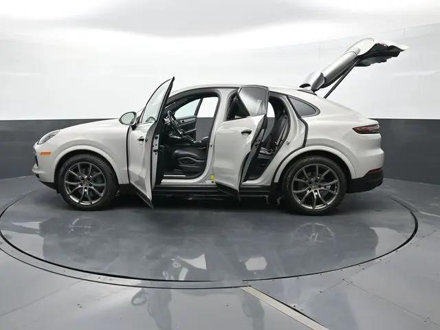 2022 Porsche Cayenne S