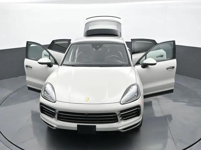 2022 Porsche Cayenne S
