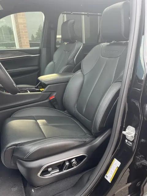 2024 Jeep Grand Cherokee L Overland 4x4