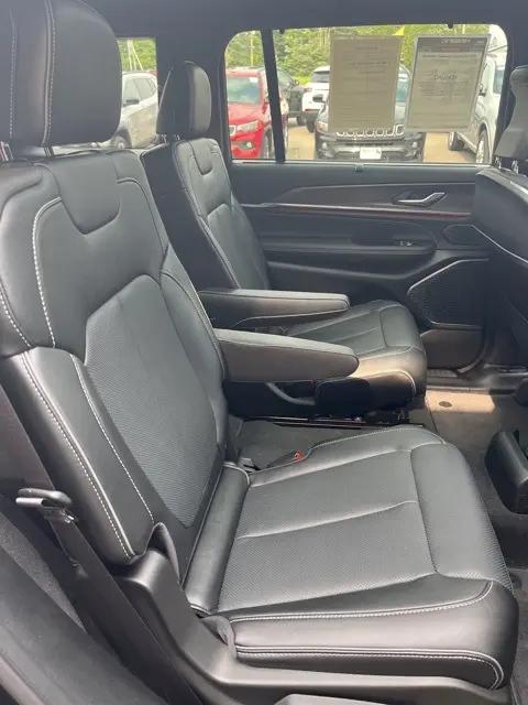 2024 Jeep Grand Cherokee L Overland 4x4