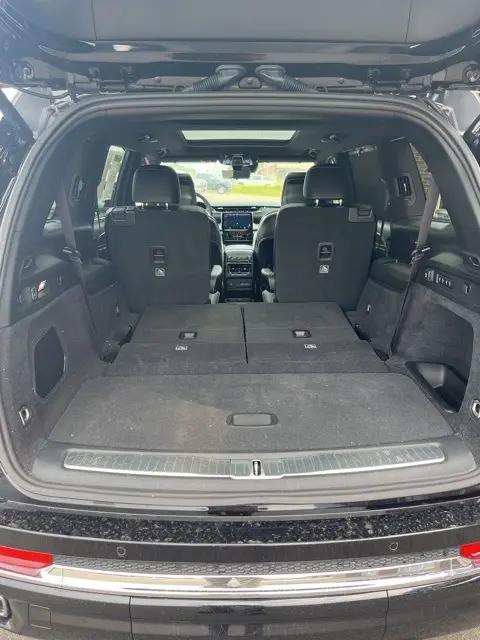 2024 Jeep Grand Cherokee L Overland 4x4