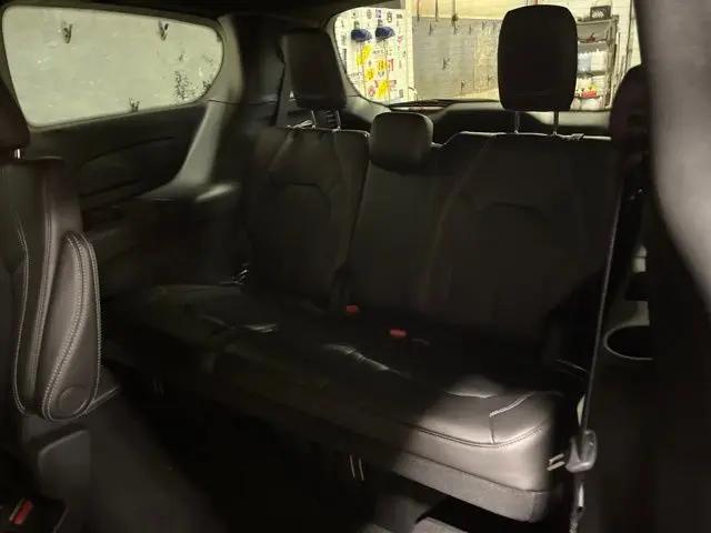 2026 Chrysler Pacifica Select AWD