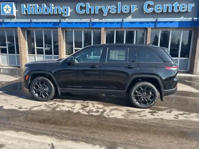 2025 Jeep Grand Cherokee Limited 4x4 for sale in Hibbing, MN