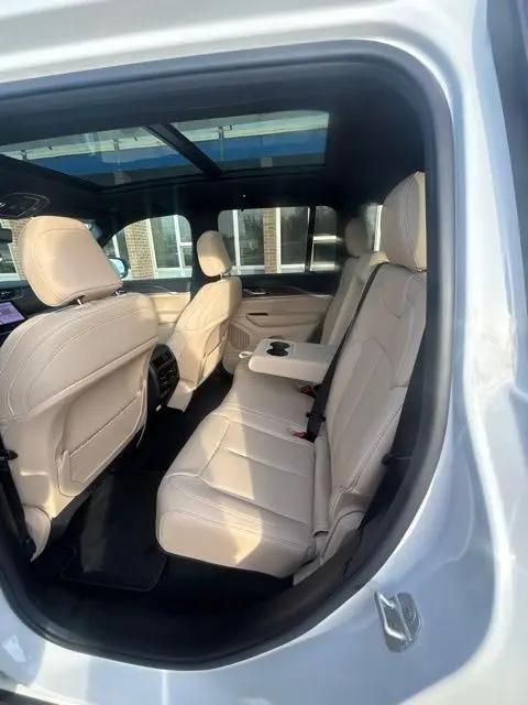 2025 Jeep Grand Cherokee Limited 4x4