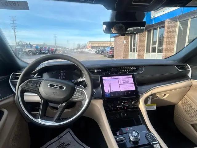 2025 Jeep Grand Cherokee Limited 4x4
