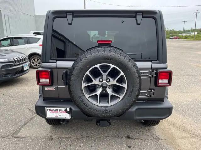 2025 Jeep Wrangler 4-Door Summit 4x4