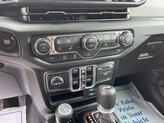 2025 Jeep Wrangler 4-Door Summit 4x4