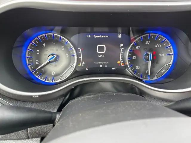 2026 Chrysler Pacifica Select AWD