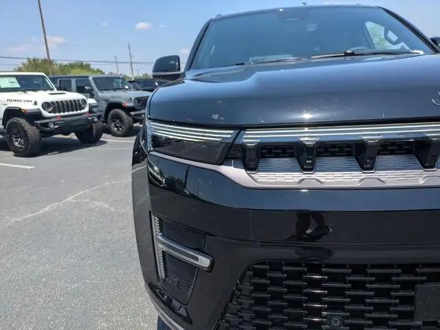 2026 Jeep Grand Wagoneer Limited Reserve 4x4