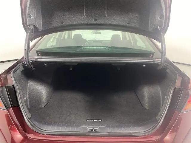 2024 Nissan Altima SV FWD