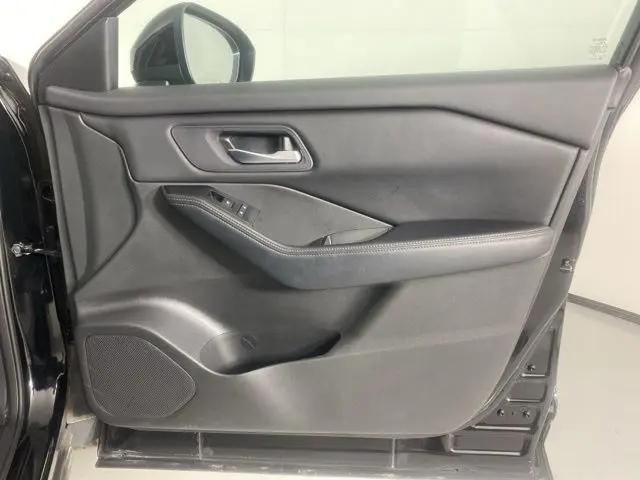 2024 Nissan Rogue SV FWD