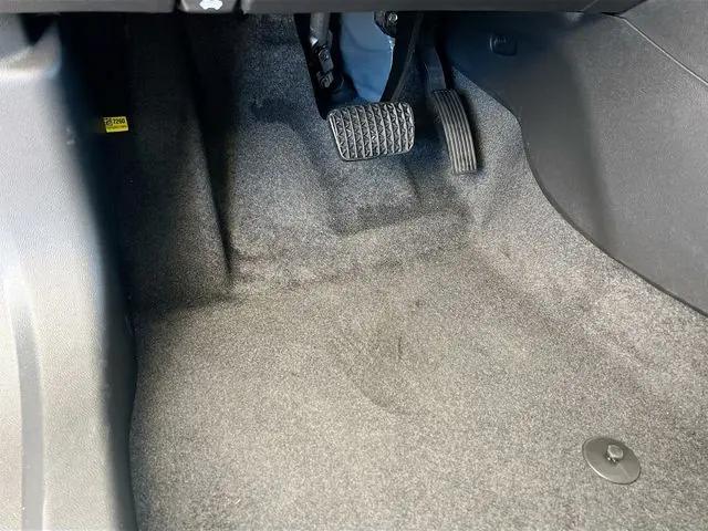 2026 Buick NV Sport Touring FWD