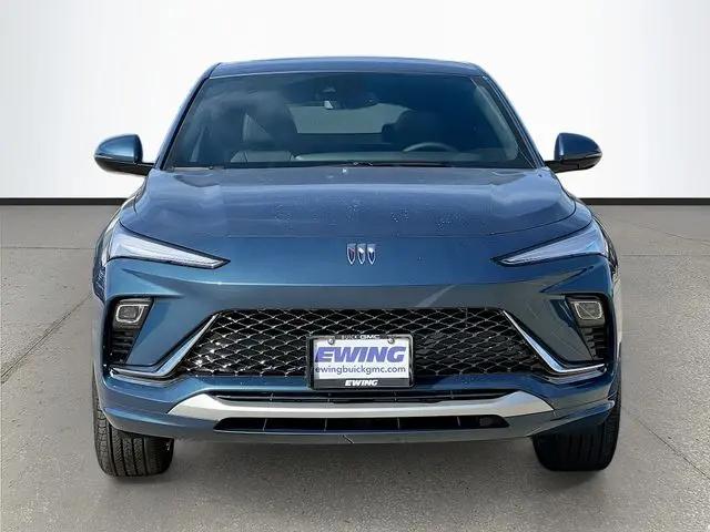 2026 Buick NV Avenir FWD