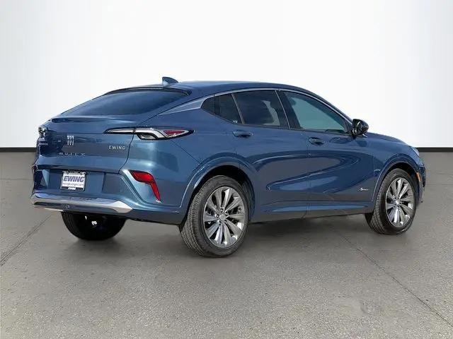 2026 Buick NV Avenir FWD