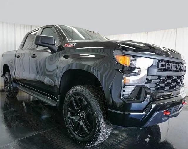 2026 Chevrolet Silverado 1500 4WD Crew Cab Short Bed Custom Trail Boss