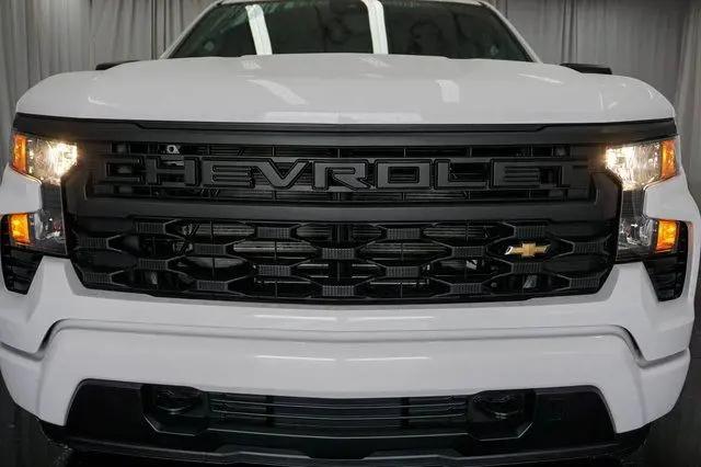 2026 Chevrolet Silverado 1500 2WD Crew Cab Short Bed Custom