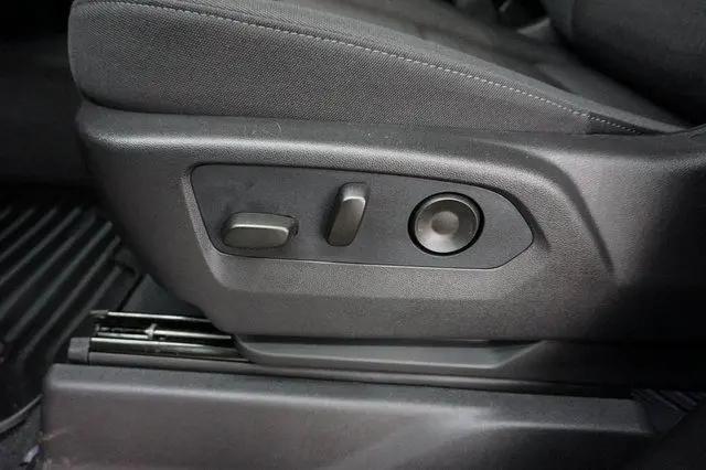 2026 Chevrolet Silverado 1500 2WD Crew Cab Short Bed Custom