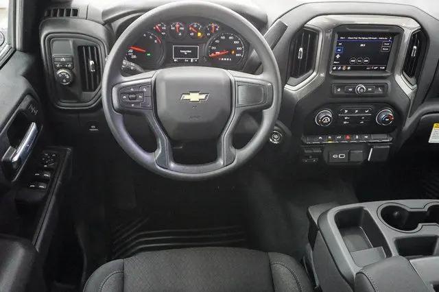 2026 Chevrolet Silverado 1500 2WD Crew Cab Short Bed Custom