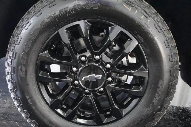 2026 Chevrolet Silverado 2500HD Crew Cab, Standard Bed, LTZ, 4WD