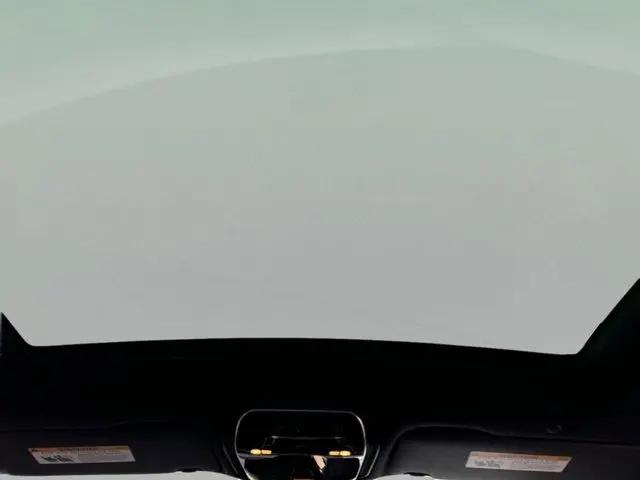 2026 Mercedes-Benz E-CLASS E 300 CLE 300
