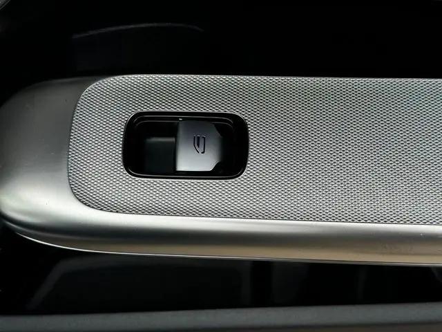 2026 Mercedes-Benz E-CLASS E 300 CLE 300