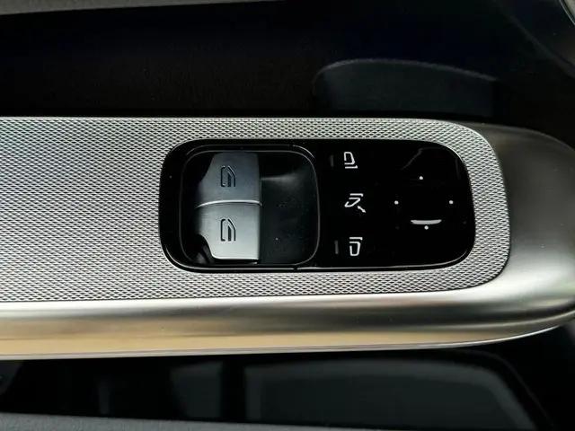 2026 Mercedes-Benz E-CLASS E 300 CLE 300