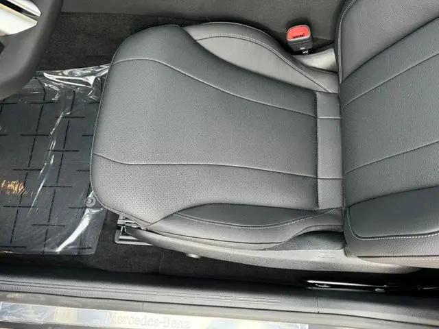 2026 Mercedes-Benz E-CLASS E 300 CLE 300