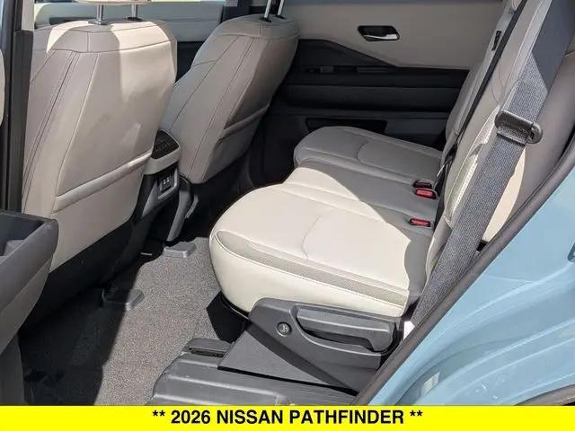 2026 Nissan Pathfinder SL