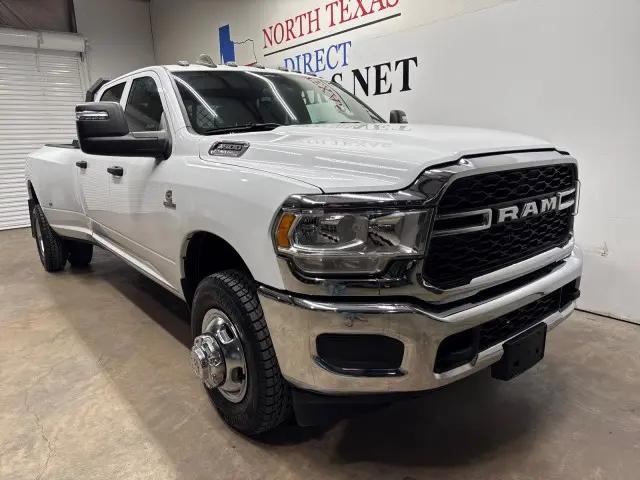 2024 Ram 3500 Tradesman Crew Cab 4x4 8' Box