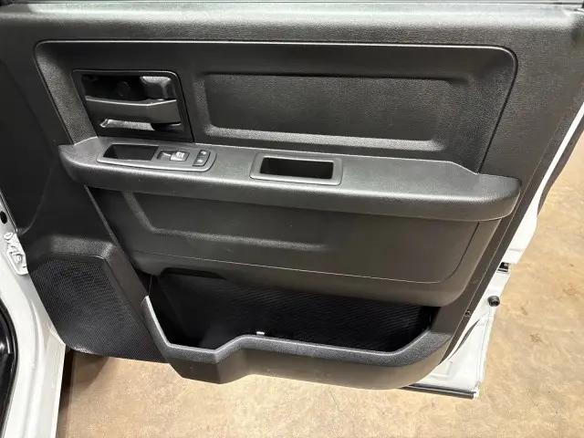 2024 Ram 3500 Tradesman Crew Cab 4x4 8' Box