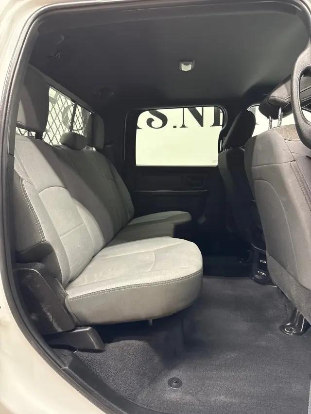 2024 Ram 3500 Tradesman Crew Cab 4x4 8' Box
