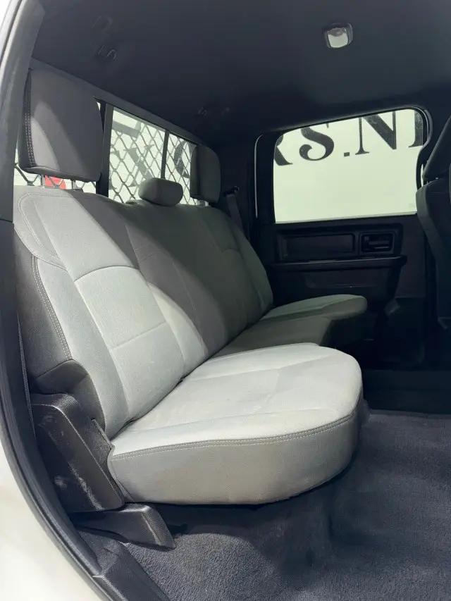 2024 Ram 3500 Tradesman Crew Cab 4x4 8' Box