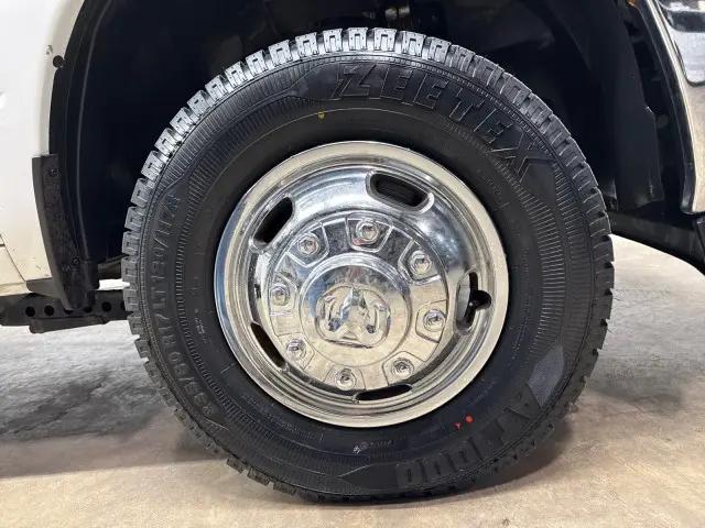 2024 Ram 3500 Tradesman Crew Cab 4x4 8' Box
