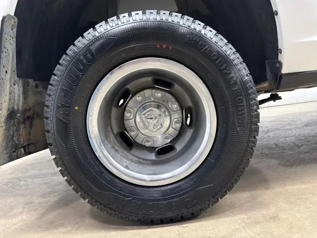 2024 Ram 3500 Tradesman Crew Cab 4x4 8' Box