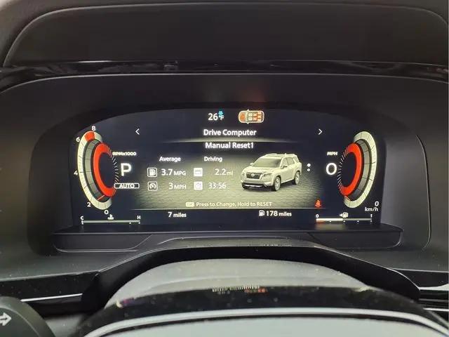 2026 Nissan Pathfinder SL