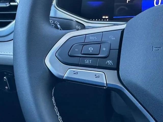 2026 Volkswagen Taos SE