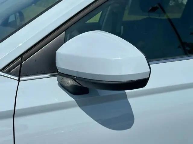 2026 Volkswagen Taos SEL