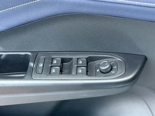 2026 Volkswagen Taos SEL