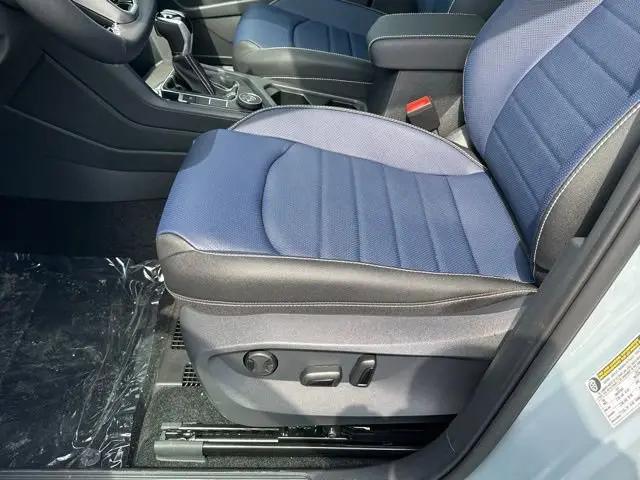 2026 Volkswagen Taos SEL