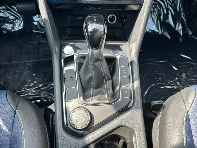 2026 Volkswagen Taos SEL