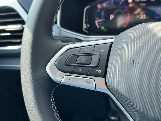 2026 Volkswagen Taos SEL