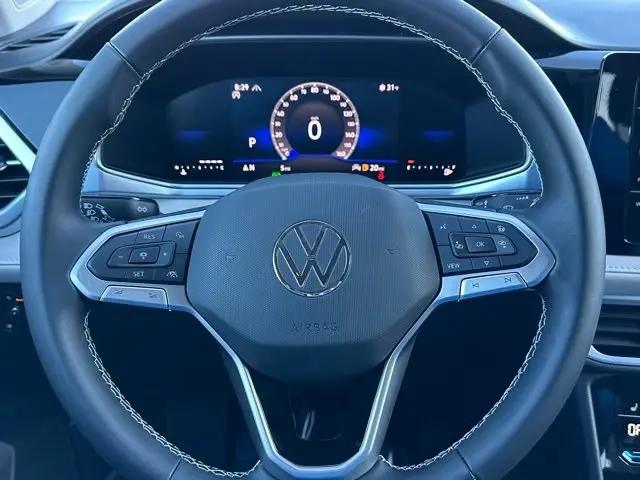 2026 Volkswagen Taos SE