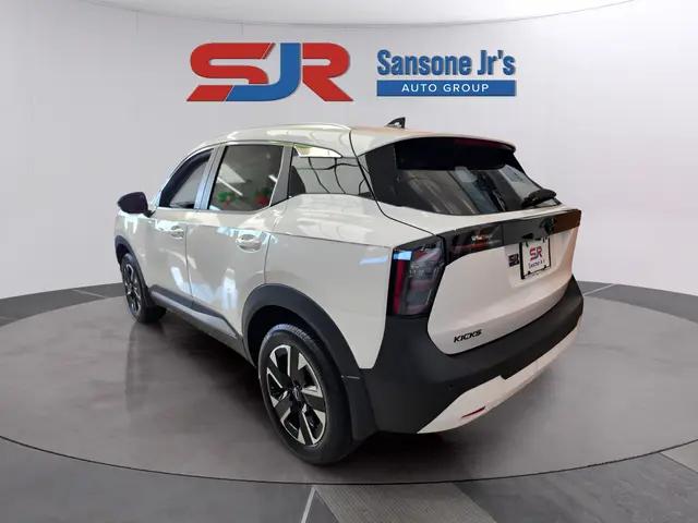 2026 Nissan Kicks SV