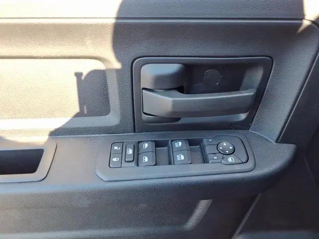 2026 Ram 2500 Tradesman Crew Cab 4x4 6'4" Box