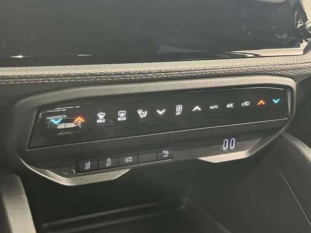 2026 Jeep Cherokee Limited 4x4