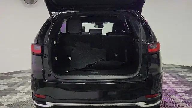 2024 Mazda X-90 Premium Plus
