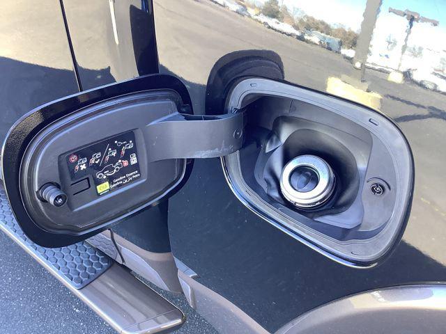 2021 Ram 1500 Limited Longhorn Crew Cab 4x2 5'7" Box