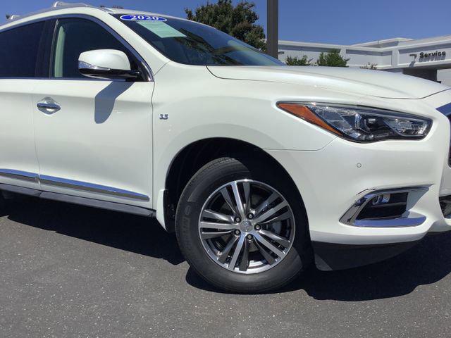 2020 INFINITI QX60 LUXE AWD