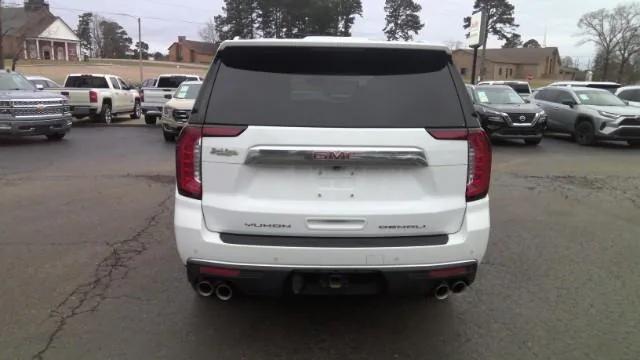 2021 GMC Yukon 4WD Denali