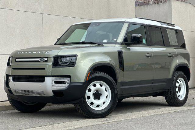 /2023 Land-Rover Defender